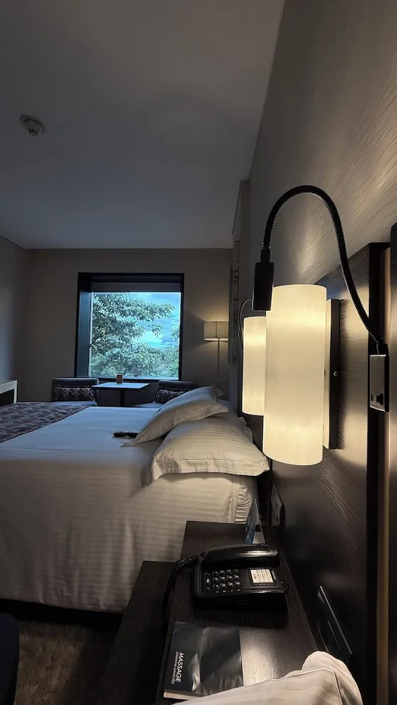 غرفة قياسية بسريرين كوين، Cite Hotel 9/10