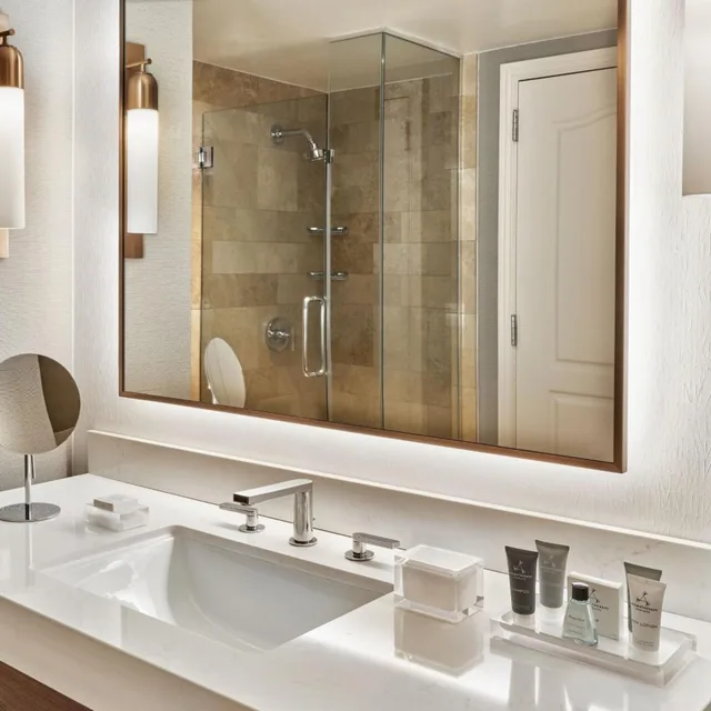 غرفة بسرير كينج بإطلالة على الجبل بشرفة، Jw Marriott Desert Ridge Resort And Spa Phoenix 3/7