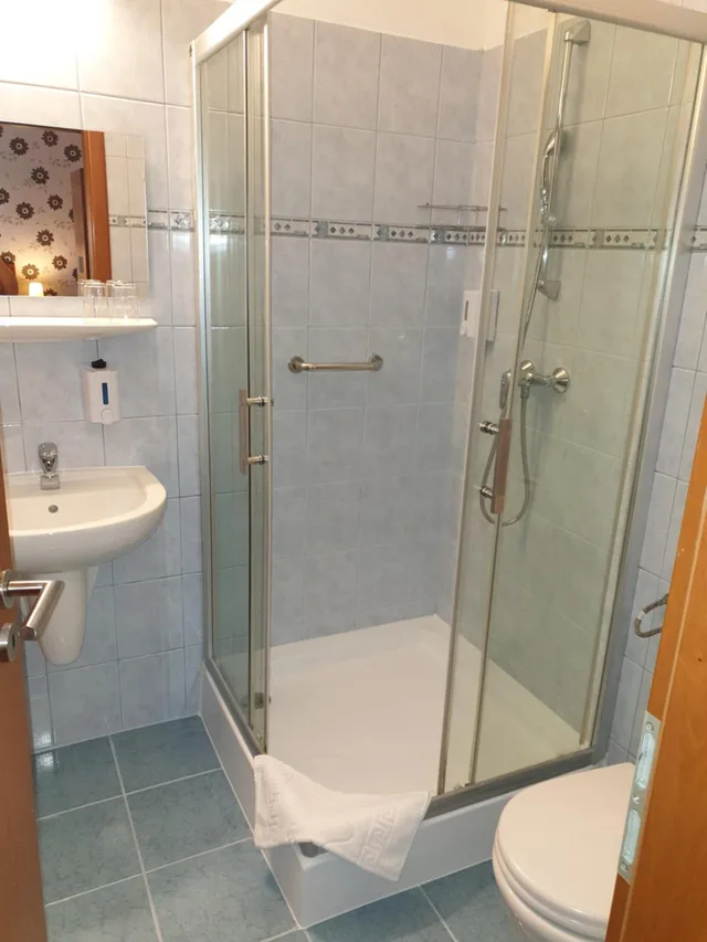 غرفة سوبيريور بسرير مزدوج، Six Inn Hotel Budapest 6/6