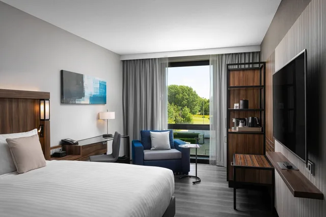 غرفة كومفورت بسرير مزدوج، Courtyard By Marriott Amsterdam Airport 1/4