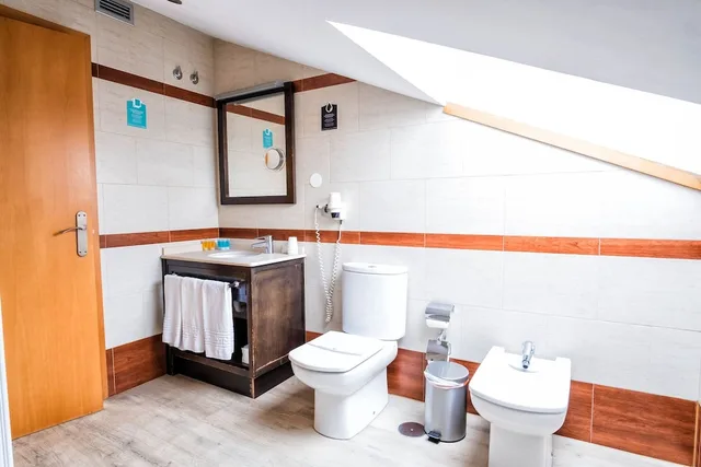 غرفة ثلاثية بثلاثة أسرّة، Hotel Alda Bonaval 5/5