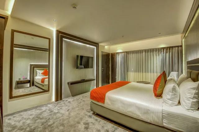 جناح بريميوم بسرير كينج، Regenta Central Javaji Mysore 1/10