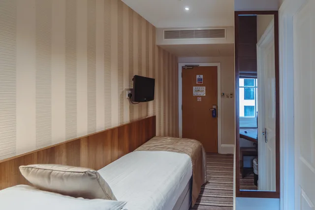 Inner, Single، London House Hotel 3/7
