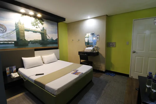 غرفة بريميير، Hotel Dream World 2/3