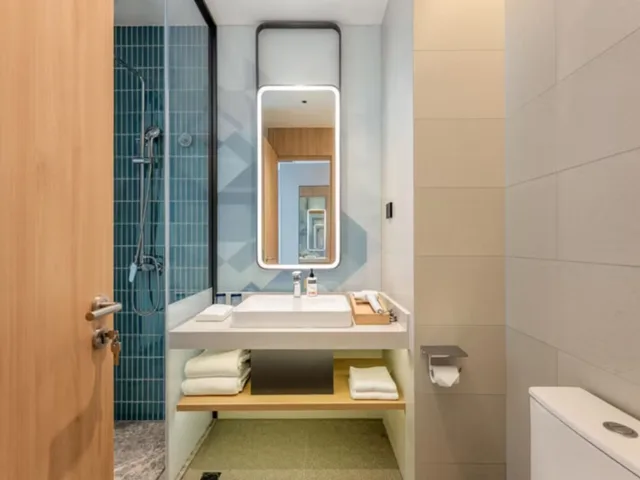 غرفة قياسية بسرير مزدوج أو سريرين منفصلين، Holiday Inn Express Shanghai Hongqiao CBD by IHG 5/5