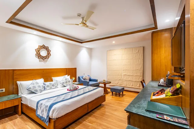 10 Rooms, Executive، Laxman Jhula Divine Resort 1/1