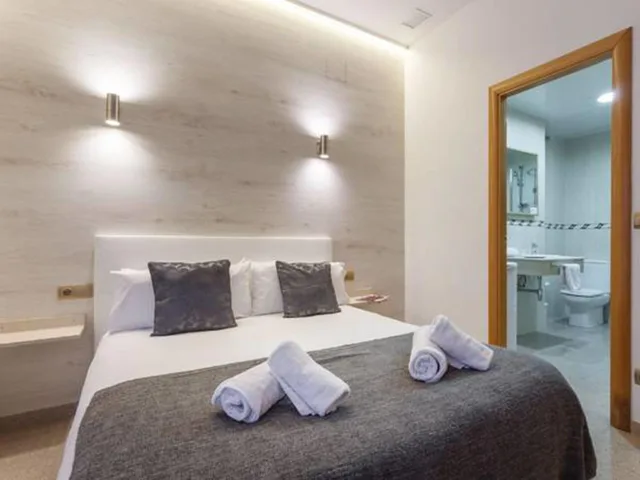 Penthouse, Apartments Ramblas 108 2/4