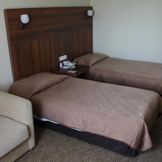 غرفة قياسية بسرير مزدوج، Grand Gebze Hotel 4/4