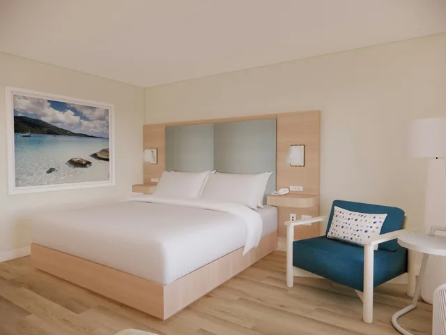 Room, King Bed, Pool View, Hampton Inn by Hilton St. Thomas 1/1