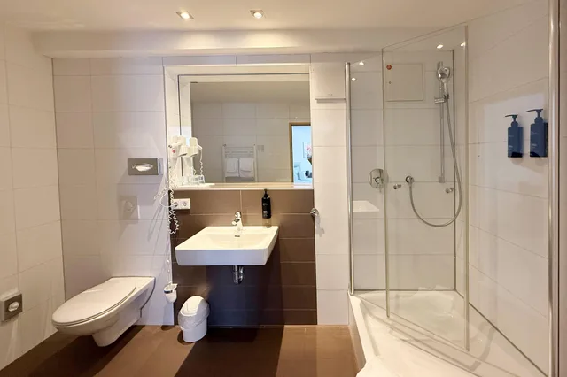 غرفة بريميوم رباعية، Hotel Madison 4/4