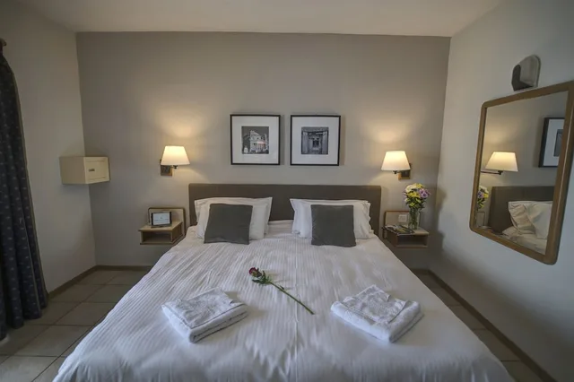 Room, Twin Beds, Sliema Chalet Hotel 1/5