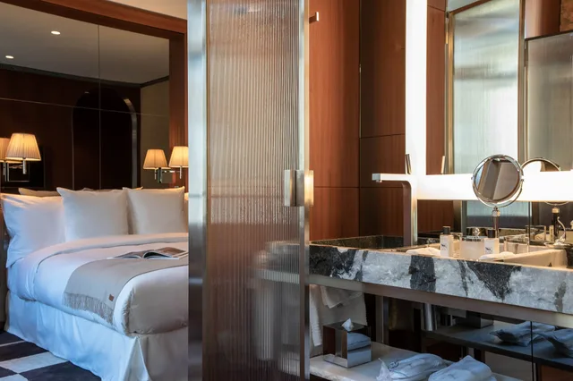 Deluxe, La Reserve Eden au Lac Zurich 3/3