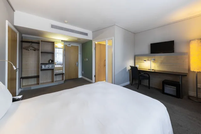 غرفة قياسية بسريرين منفصلين للمدخنين، HOLIDAY INN EXPRESS CAPE TOWN CITY CENTRE 7/10