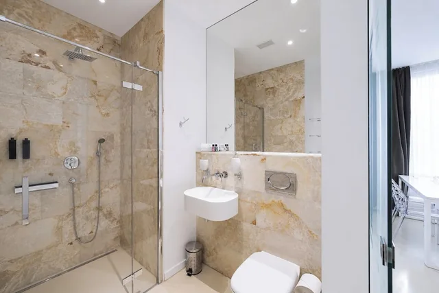 2 Bedrooms, Mini, Apartment, 1 Queen and 1 Double Bed, Visionapartments Zurich Wolframplatz 5/9