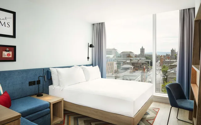 غرفة بسرير مزدوج بإطلالة، Hampton By Hilton Dublin City Centre 1/3