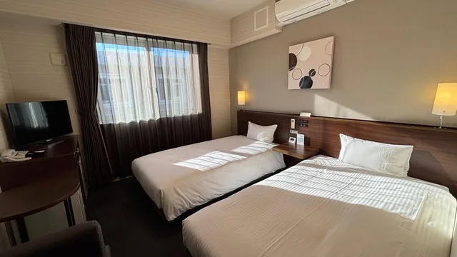 غرفة قياسية بسريرين منفصلين، Hotel Route-Inn Tagajo Eki Higashi 1/2