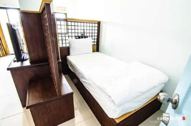 غرفة ثلاثية بسرير كينج وسرير فردي، Aj Residence 7/9