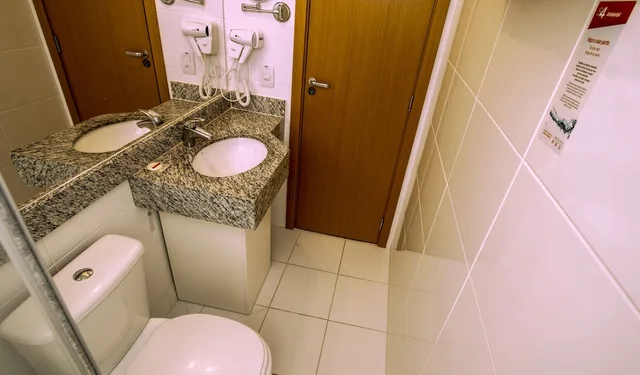 غرفة قياسية بسريرين منفصلين، S4 Hotel 5/5