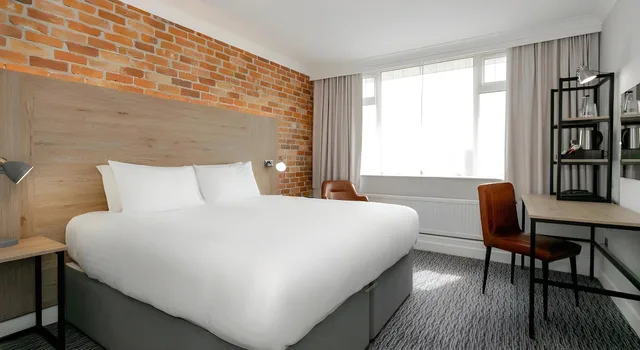 جناح عائلي بسرير بطابقين، Cedar Court Hotel Huddersfield 2/2