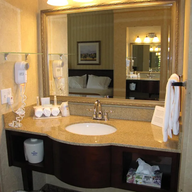 جناح ديلوكس بسرير كينج، Holiday Inn Express Hotel Wenatchee 7/8