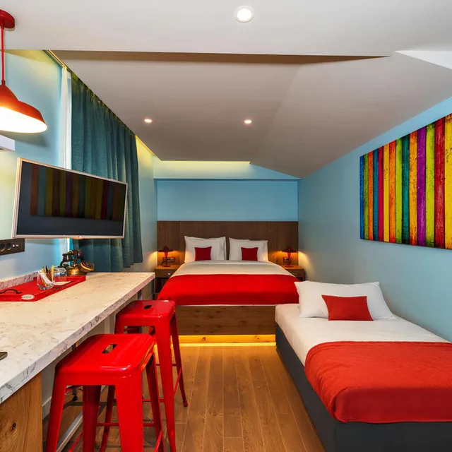 غرفة قياسية بسرير مزدوج مع أريكة، Hotel Taksim Nis (ex. Endless Hotel Taksim) 2/5