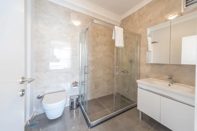 جناح بجاكوزي، Green Hills Suites 7/10