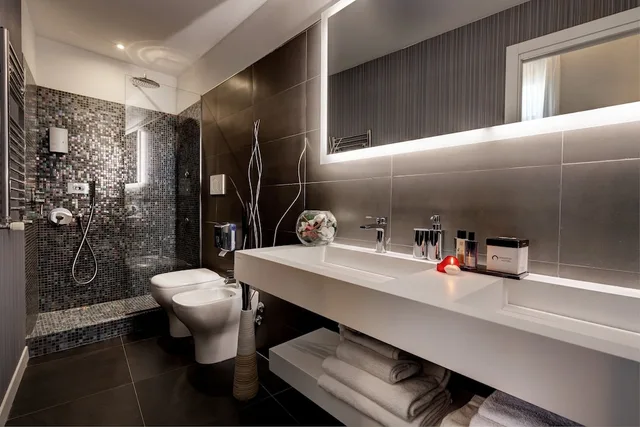 جناح بسرير مزدوج بجاكوزي، Dharma Luxury Hotel & Spa 2/3