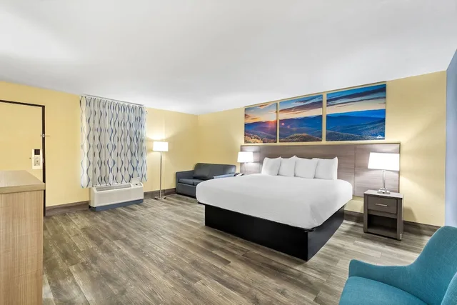 جناح استوديو بسرير كينج، Days Inn by Wyndham Cleveland TN 3/10
