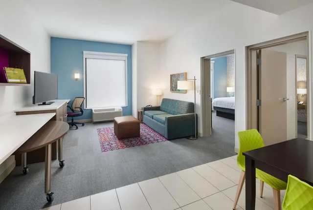 جناح بسرير كينج مع أريكة لذوي الإعاقة، Home2 Suites By Hilton Stuart 3/5