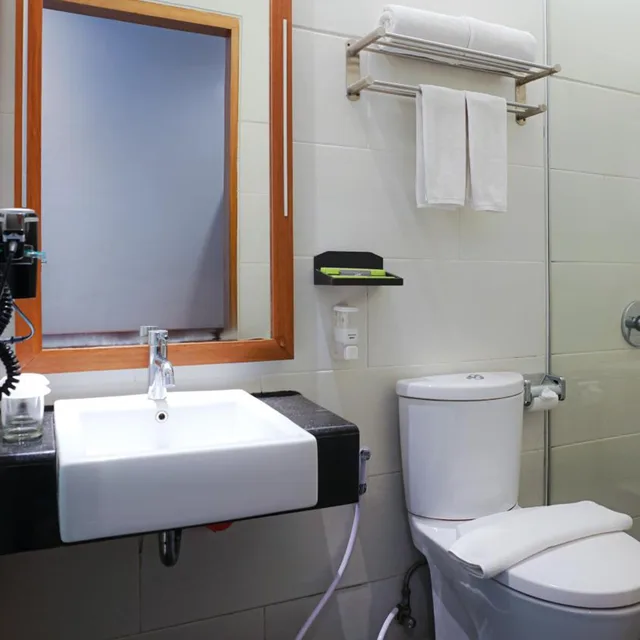 غرفة ديلوكس بسرير فردي، Grand Whiz Hotel Nusa Dua 4/4