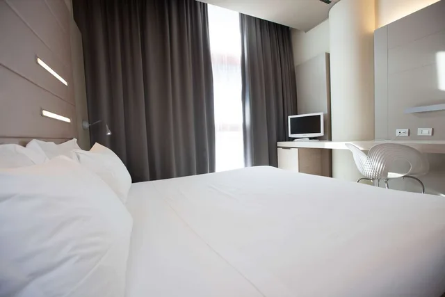 غرفة قياسية بسرير كوين، Best Western Plus Net Tower Hotel Padova 4/6