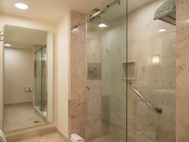 Junior Suite, 2 Double Beds, Executive Level، MS Milenium Monterrey Curio Collection by Hilton 5/5