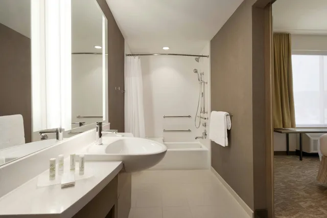 جناح بسريرين كوين، Springhill Suites Allentown Bethlehem Center Valley 6/7