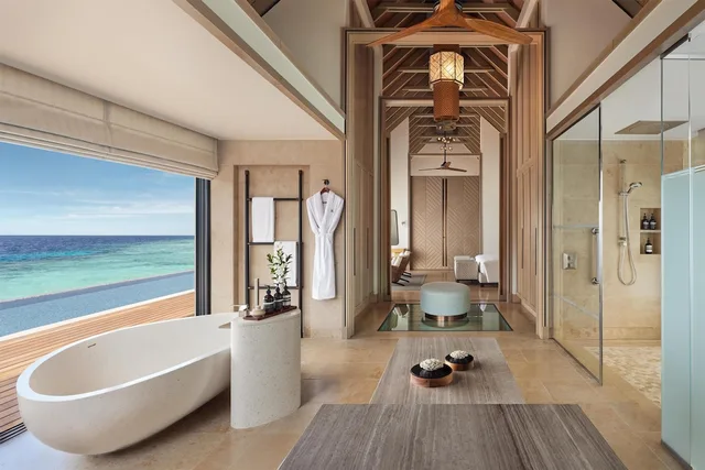 2 Bedrooms, Overwater, Villa, 1 King and 2 Queen Beds, with Pool، Waldorf Astoria Maldives Ithaafushi 7/8