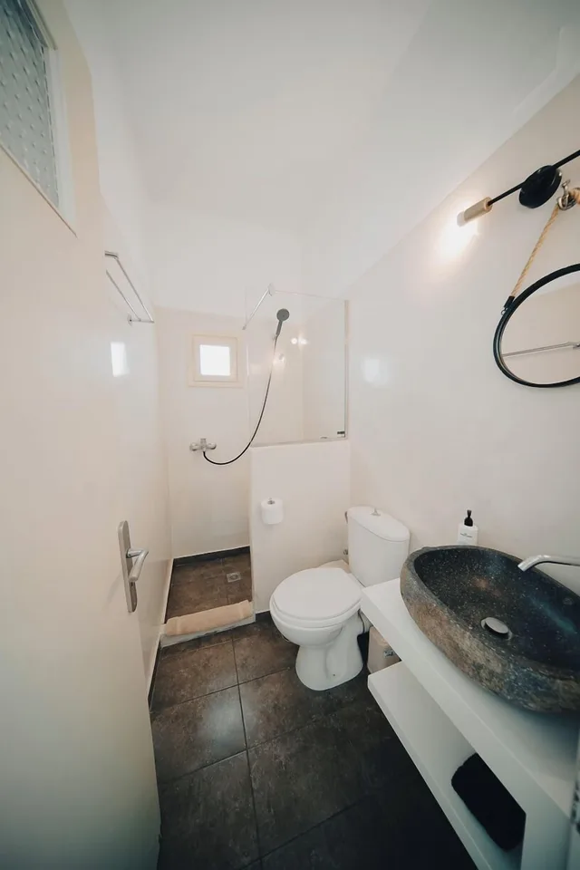غرفة قياسية بسرير مزدوج بإطلالة على المدينة، Villa Ilias 8/10