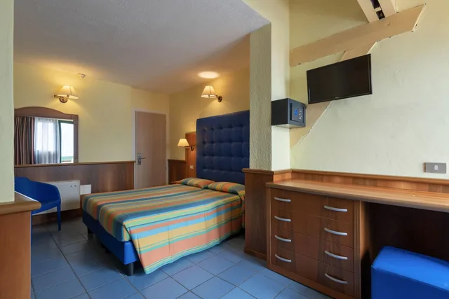 غرفة ثلاثية قياسية، La Limonaia Hotel & Residence 1/4