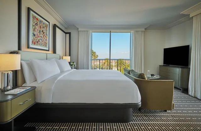 جناح ركني بغرفة نوم واحدة، Pendry Newport Beach 2/3