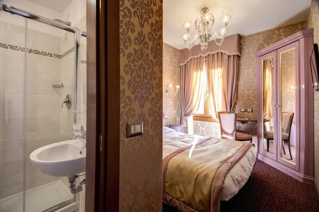 غرفة قياسية ثلاثية، Hotel Domus Cavanis Venezia 6/6