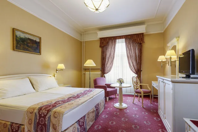 غرفة كلاسيكية بسرير مزدوج بغرفة نوم واحدة، Danubius Hotel Astoria City Center 1/8