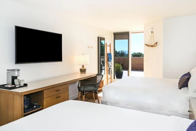 Guest Room, 2 Queen Beds, Sunset Side, No View, Low Floor، Sky Rock Sedona, a Tribute Portfolio Hotel 1/8