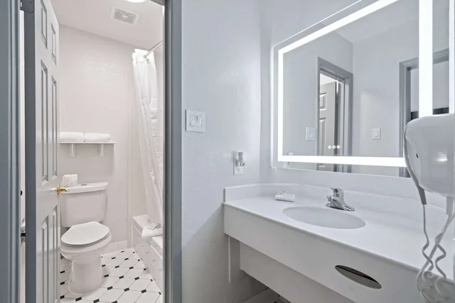 جناح بسرير كينج، La Quinta Inn Corpus Christi North 7/10