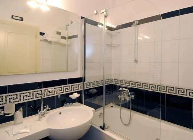 غرفة قياسية بسرير كوين، Hotel Residence Amalfi 6/6