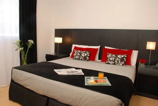 غرفة جونيور ثلاثية بسرير مزدوج مع أريكة، Broadway Hotel And Suites 3/5