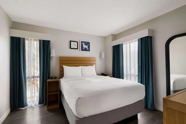 جناح بسرير كينج بغرفتي نوم، Sonesta ES Suites Orlando International Drive 3/3