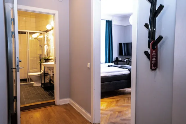 غرفة عائلية بسرير مزدوج، Queen's Hotel First Partner 6/6