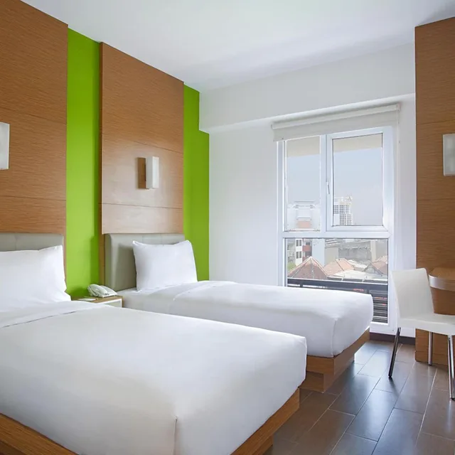 Smart Room Hollywood, Hotel Amaris Embong Malang 7/7