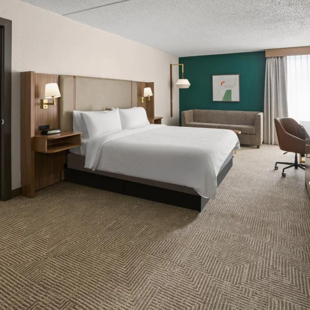جناح بسريرين، Holiday Inn Morgantown Reading Area 2/9
