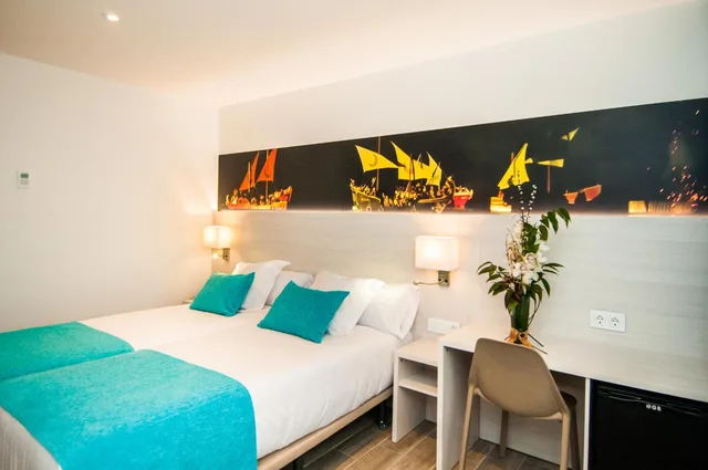 غرفة قياسية بسرير مزدوج، Hotel Censal 2/6