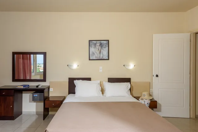 شقة بإطلالة على البحر بغرفة نوم واحدة، Theo Hotel 1/6