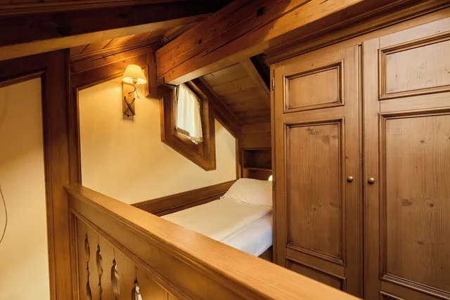 غرفة كومفورت فاخرة بسرير مزدوج وسريرين منفصلين، Ambra Cortina Luxury Fashion Boutique Hotel 10/10